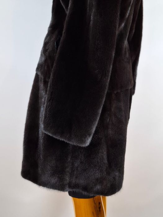 Норкова шуба фірми Marco vanoli