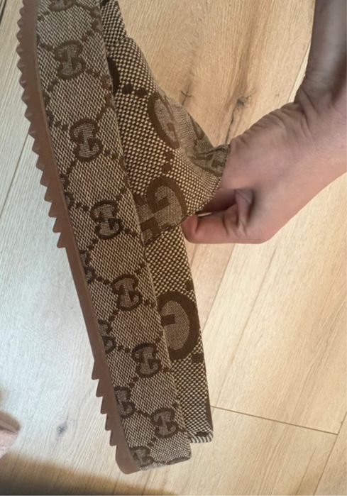 Klapki na platformie Gucci
