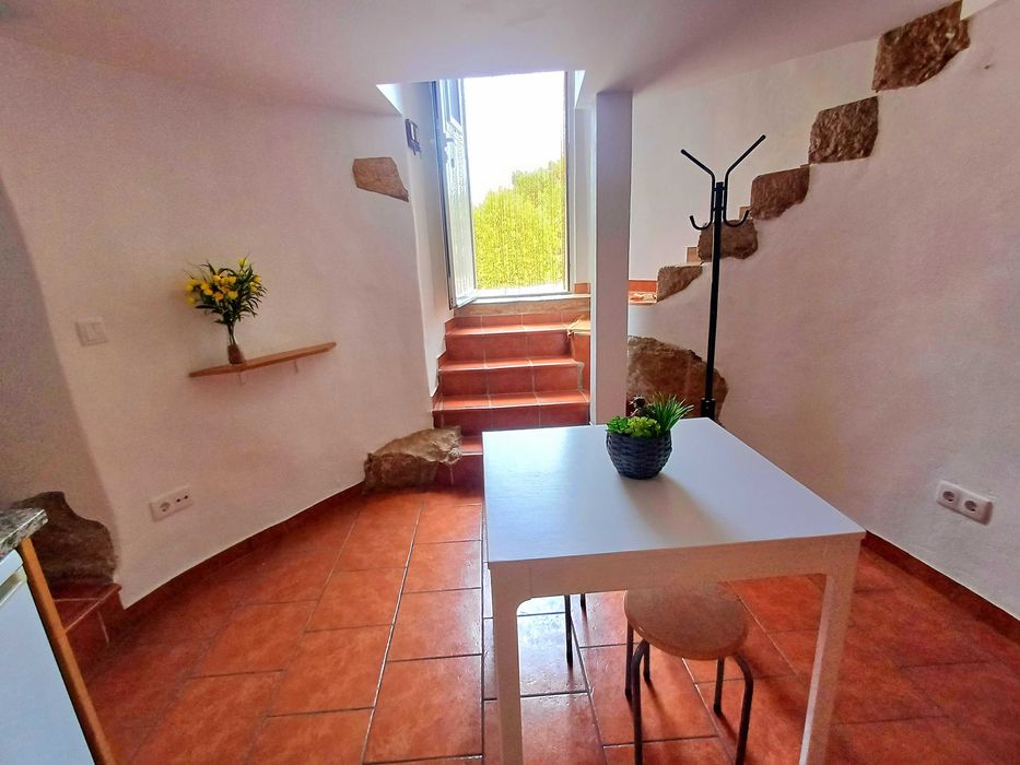 Arrenda-se Moinho de Vento Centenário. Luz, Água e Internet incluído