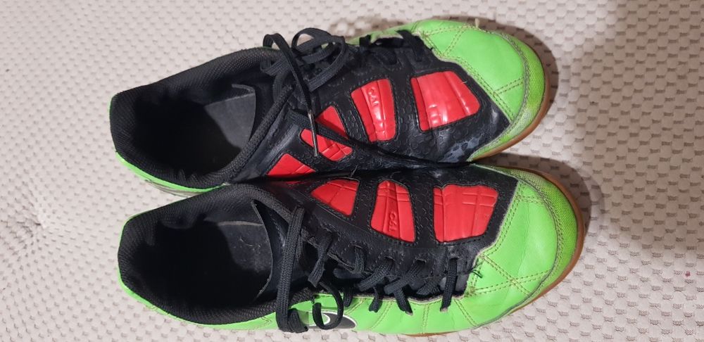 Buty halówki Nike r. 36