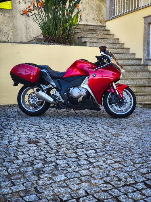 Honda vfr 1200 f