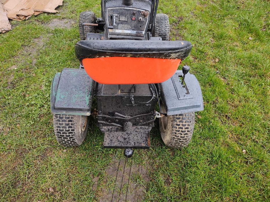 Traktorek Kosiarka MTD części maska wariator siedzenie koła belka rama