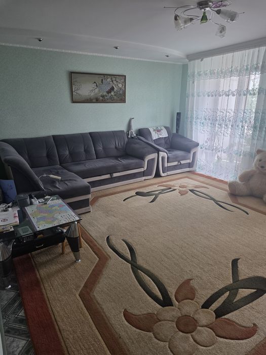 ПРОДАМ квартиру3комн в Горишних плавнях90м