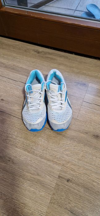 Кроссовки Reebok (размер 38)