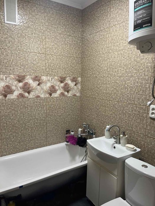 1 к.из. на ул. Косарева м. Индустриальная и ХТЗ. Евро рем-.19999$.Торг