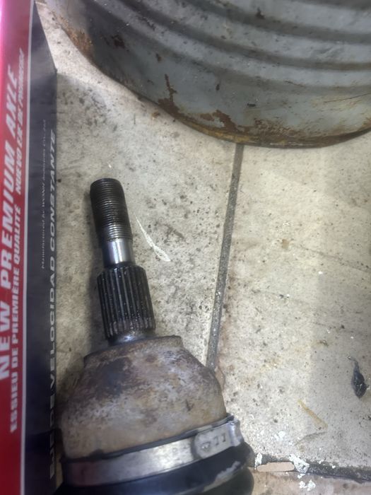 Полуоси в зборе Ford Fusion mk5