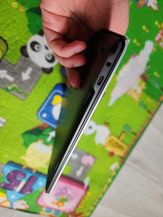 Samsung Galaxy Book S SM-W767V Snapdragon 8CX / 8GB SSD 256GB / LTE /