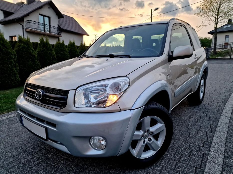 Toyota RAV4 Rezerwacja. Tylko pewne krajowe samochody