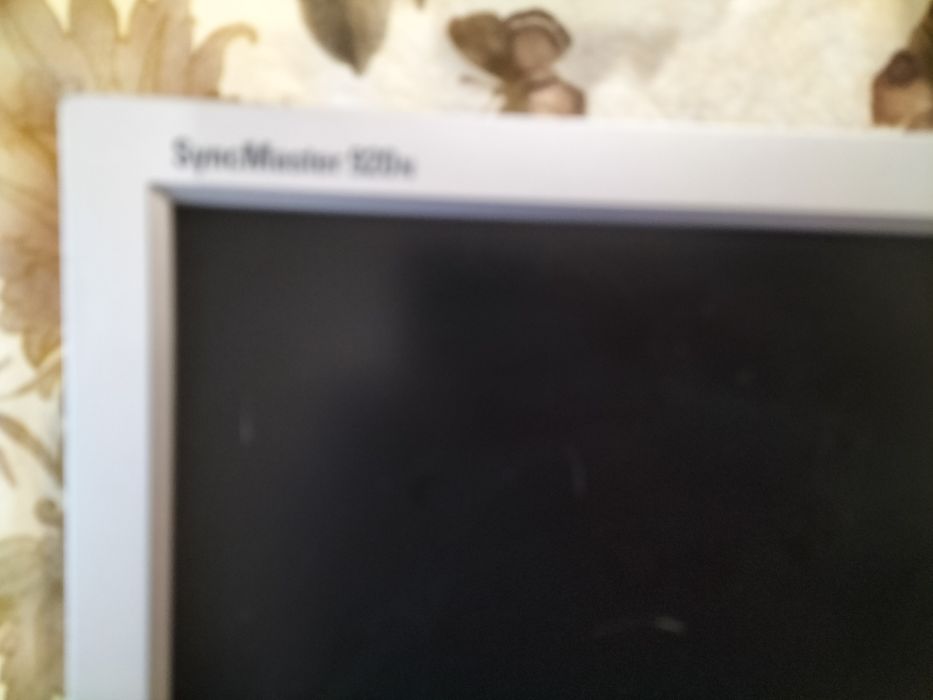 Монитор Samsung 19'