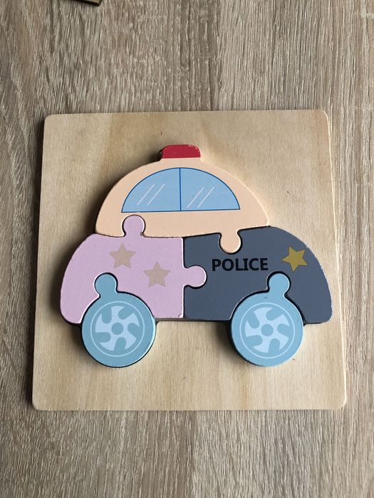 Деревʼяні пазли поліція