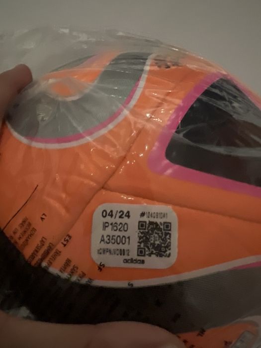 ROCK IN RIO 2026 Bola Oficial Adidas Conext 24 Pro Beach – Nova e Embalada