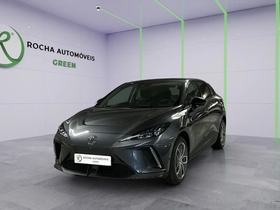 MG MG4 64 kWh Luxury
