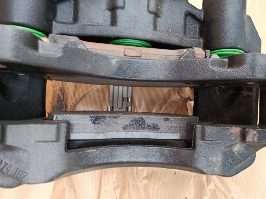 Суппорт Scania VOLVO,RENAULT,DAF LF5 5Wabco Pan19,5 (R/H),SCHWARZMÜLLE