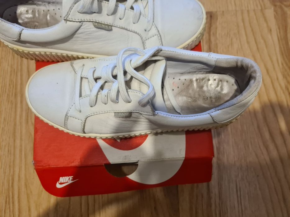 Buty damskie trampki