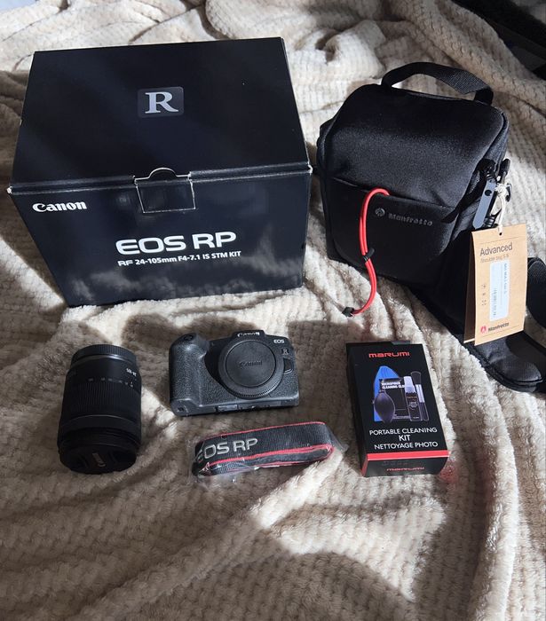 Canon EOS RP Hybride + RF 24-105mm F4-7.1 + 2 Batteries + Carte SD 16Go