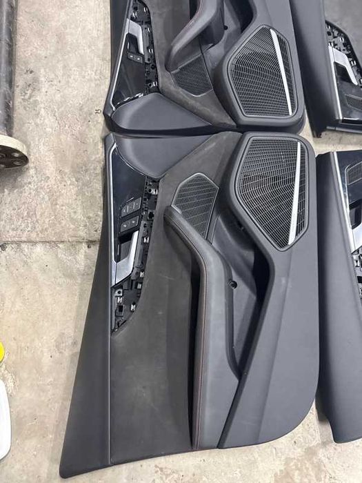 Карта двери комплект обшивка двери Audi A4 S4 B9 алькантара запчасти