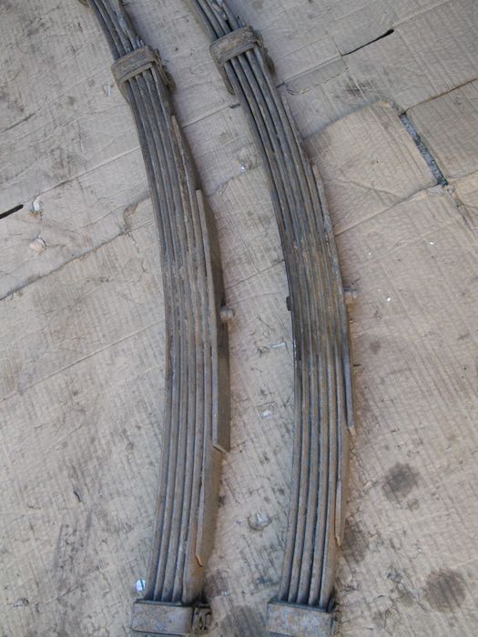 рессоры прицеп или москвич