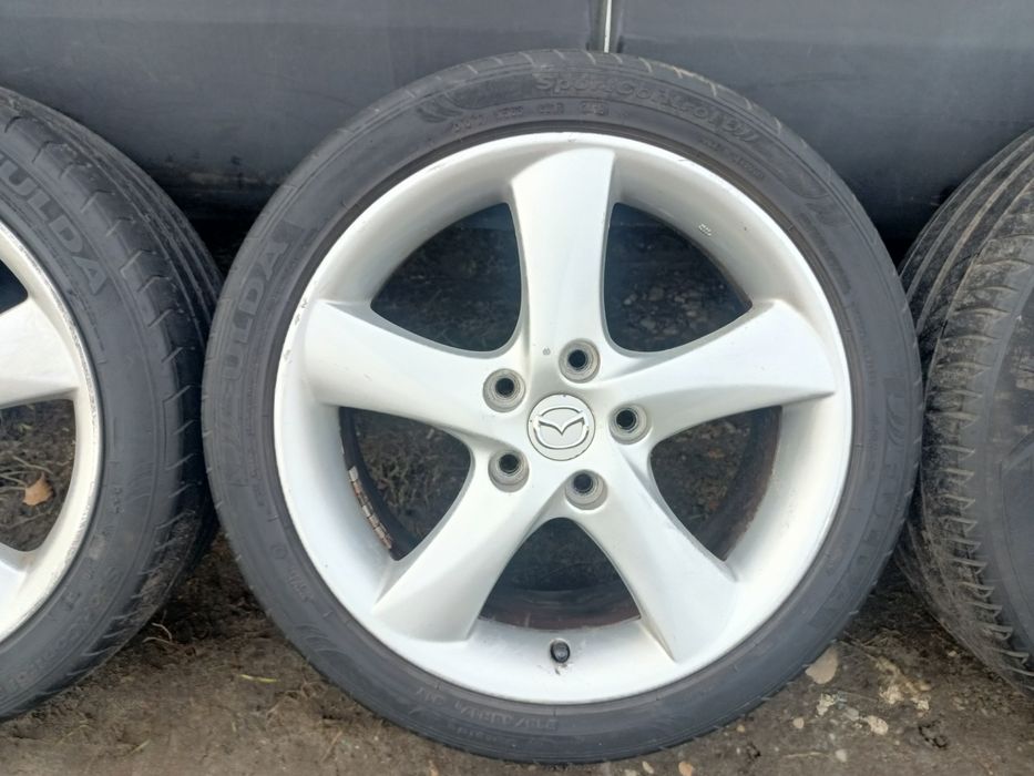 Felgi z oponami 215/45R17 5x114,3 Mazda 3 6 Hyundai Tucson Kia Ceed