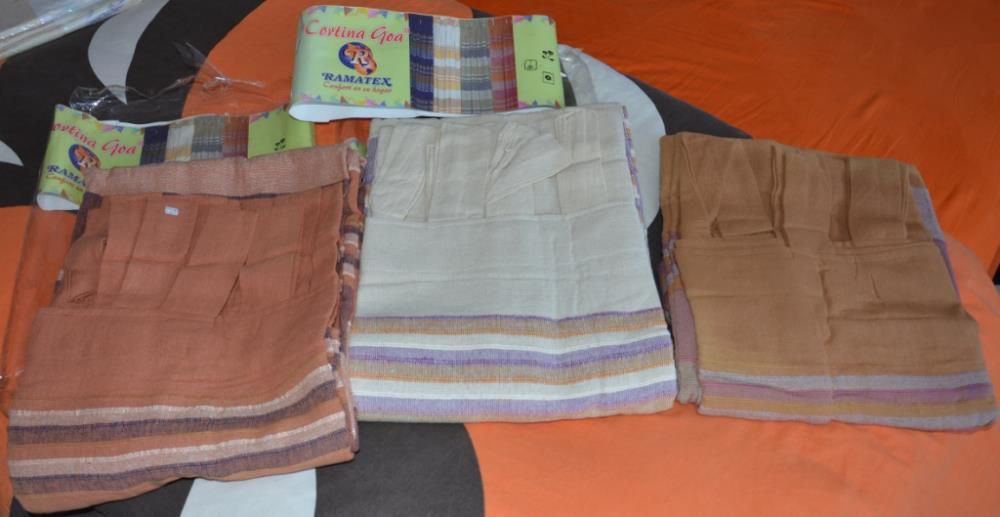 Cortinas 100% Algodão (1,40 x 2,50 m)