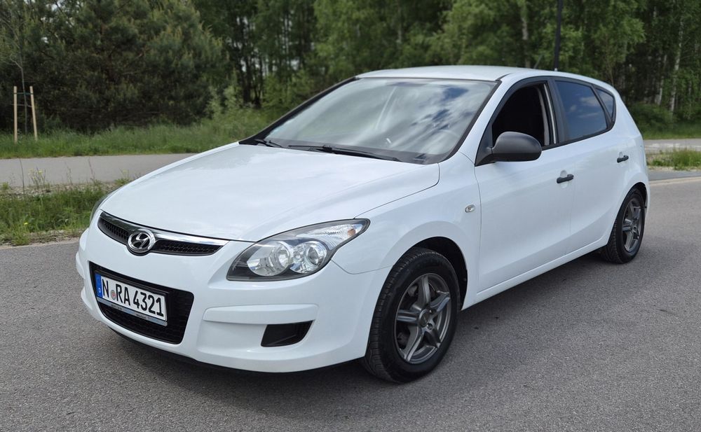Hyundai i30 1.4 benzyna # 109 km # 2010 # Alufelgi  # Klima #