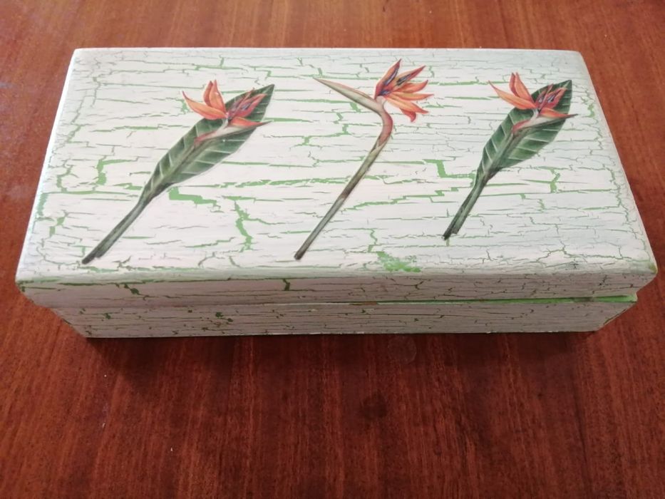 Caixa decoracao em madeira