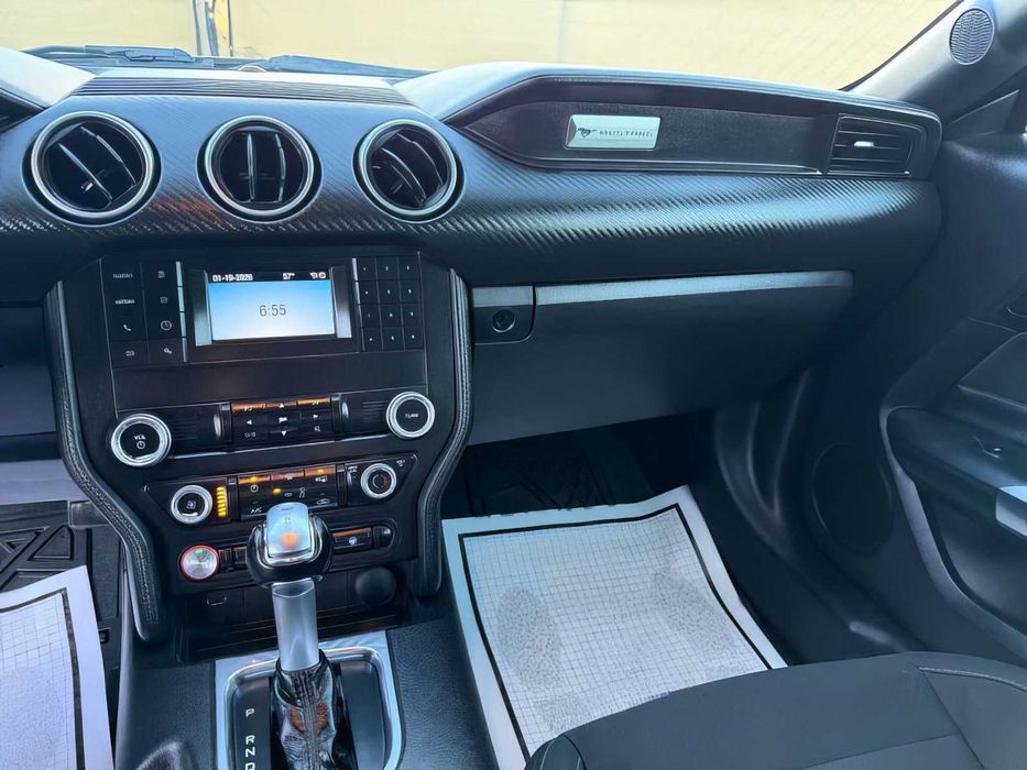 Ford Mustang EcoBoost Premium      2019