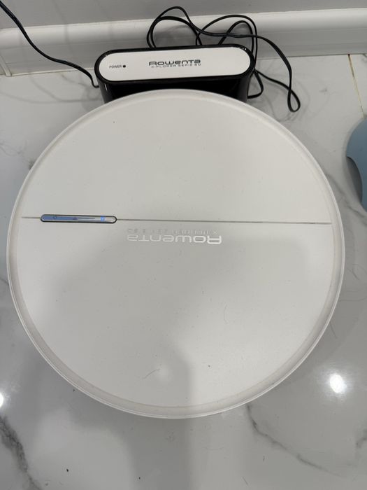 Робот пилосос rowenta