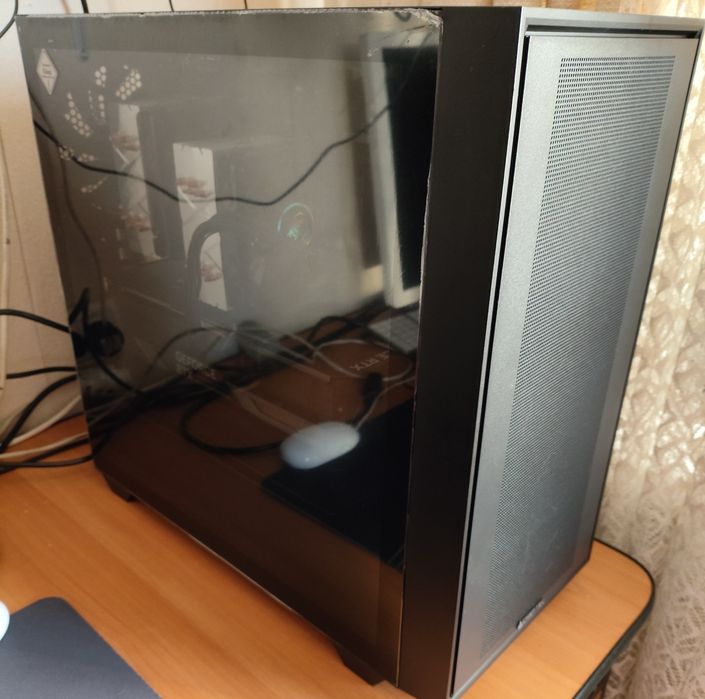 Компьютер,Рендер станция 2x Xeon E5 2697 v3. Хакинтош SEQUOIA.