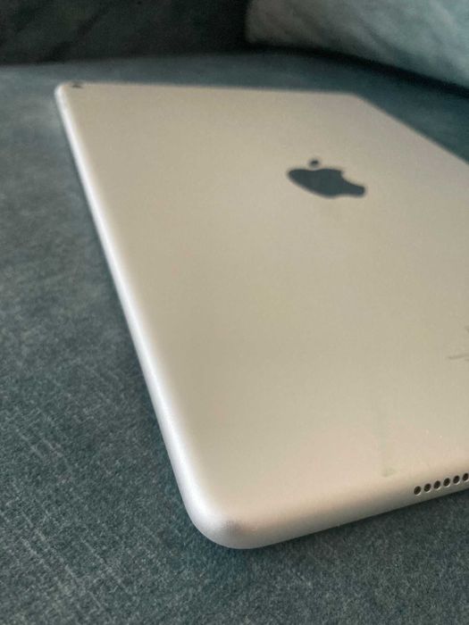 iPad Air 3. - WiFi 64GB - Como NOVO