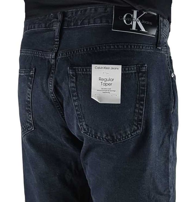 Męskie jeansy Calvin Klein Jeans - Regular J30J322406 czarne - W38/L32