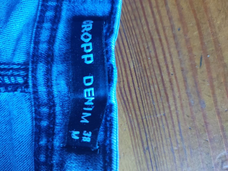 Spodenki z wyższym stanem