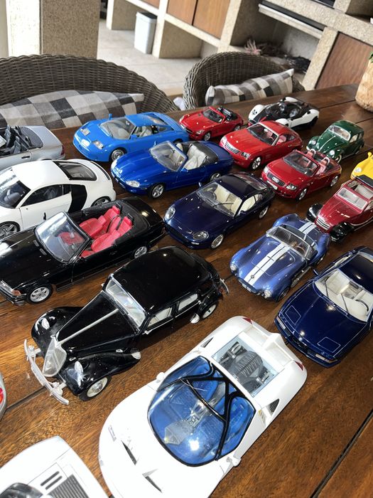 Lote miniaturas carros 1/18