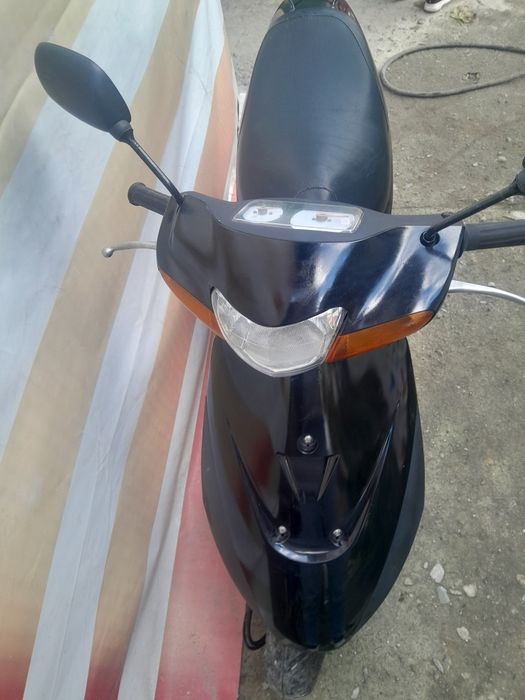 Скутер/ мопед  Suzuki