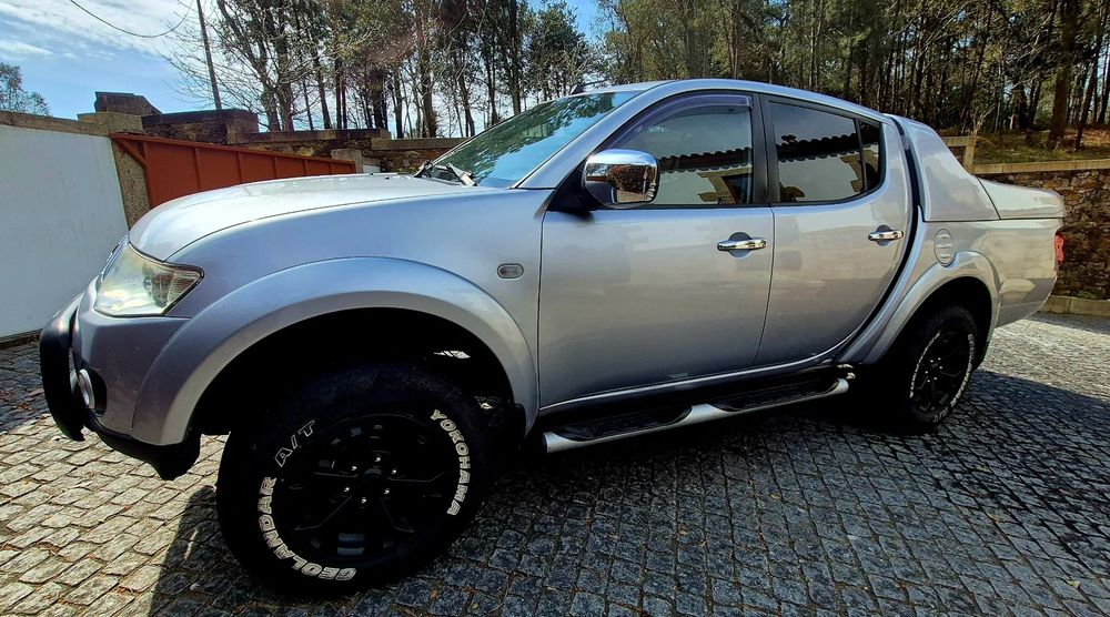 Mitsubishi L200 2.5 DI-D CD Intense HP Masc 4WD