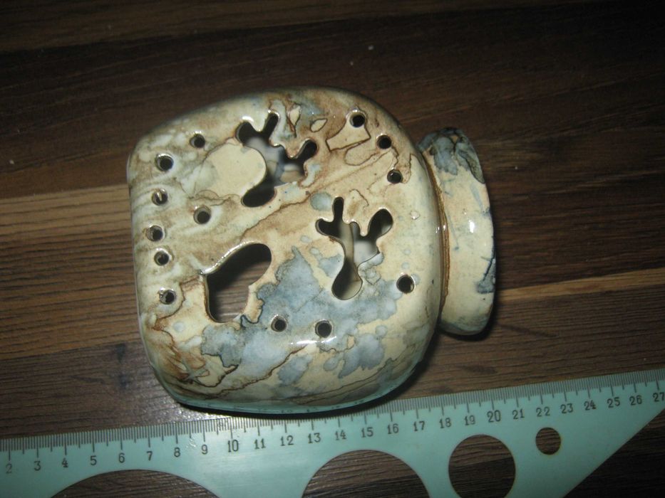 Сувенирная ароматница,керамика.На подарок.