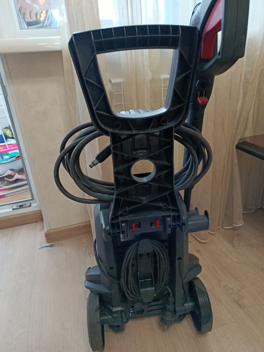 Продам Керхер Bosch в отличном состоянии
