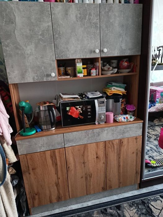 Стінка кухня / поверхня для приготування, зберігання речей