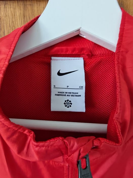 Nike kurtka męska, chłopięca wiatrówka przeciwdeszczowa rozmiar S