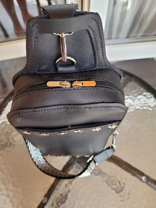 Skórzana saszetka nerka torba na ramię ręcznie robiona