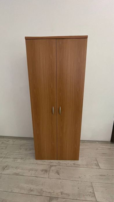 Ліквідація офісних меблів Шафи Столи Стільці Кримла тумби Полички