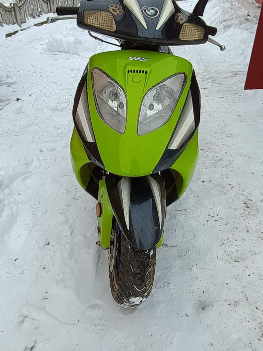 Продам скутер 150 кубів
