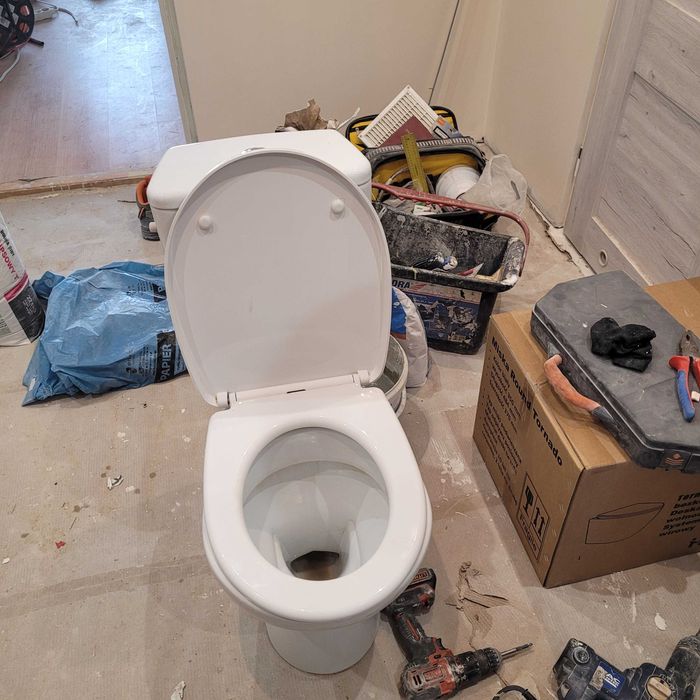 Kompatk wc w stanie idealnym