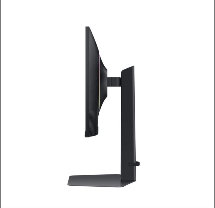 4К Samsung Odyssey G7 LS27DG702EUXEN