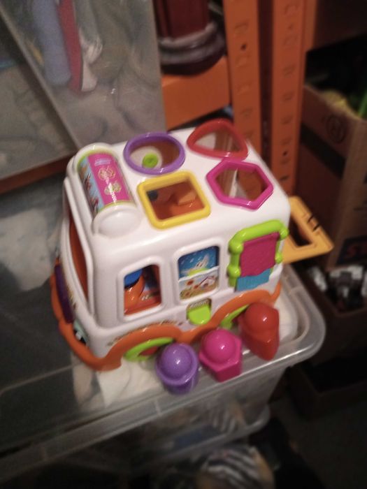 Interaktywne autko dla dziecka