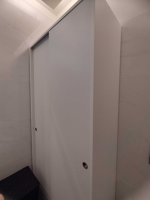 Móvel branco novo 300€- preço negociável