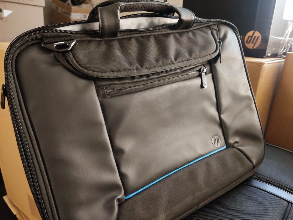 Torby to laptopa mix.