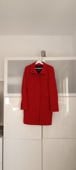 Wełniany czerwony plaszcz z kaszmirem, rozmiar 36