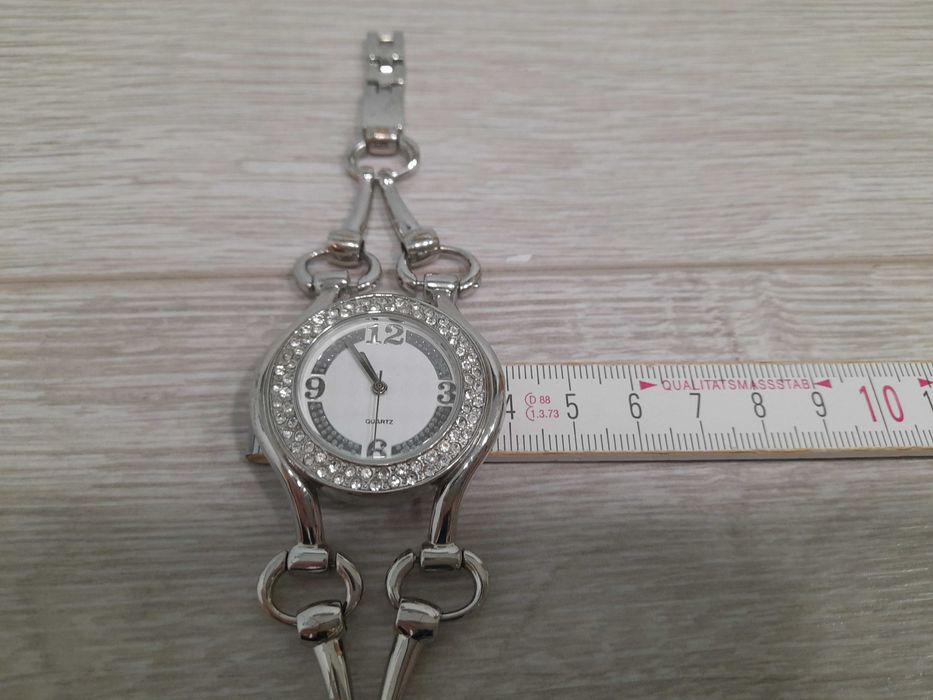 Damski zegarek z kryształkami elegancki bransoletka bez niklu srebrny