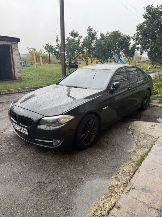 продам авто BMW f10 528i