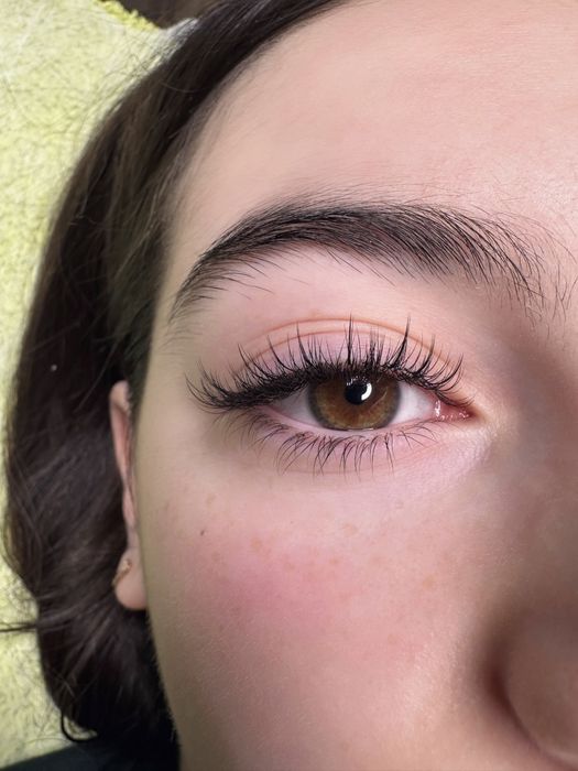 Нарощування вій  Київ Оболонь